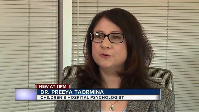 Stunning results after researchers look at effects of cell phones on kids смотреть онлайн