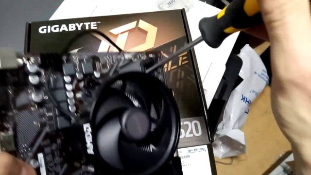 Установка RYZEN 5 4650G и выделение памяти под видеокарту. смотреть онлайн