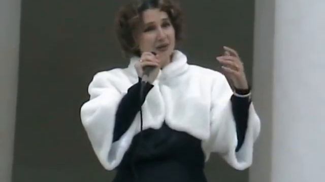 ЮРЬЕВА ЛЮДМИЛА "БЕЛОЙ АКАЦИИ ГРОЗДЬЯ ДУШИСТЫЕ" В.Баснер М.Матусовский смотреть онлайн