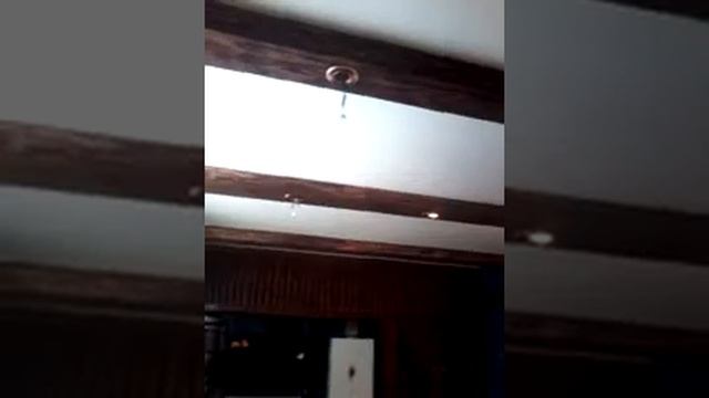 Установка декоративных балок на потолок смотреть онлайн
