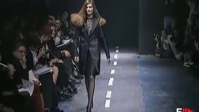 ALEXANDER MCQUEEN Spring Summer 1995 Paris - Fashion Channel смотреть онлайн