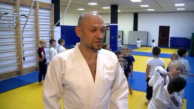 «ЧЕЛОВЕК-ЭТО ЗВУЧИТ СИЛЬНО» СЮЖЕТ ПРО МАТВЕЯ. САМБО/ДЗЮДО ДЕТИ смотреть онлайн
