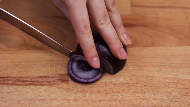 Пироги с брусникой и миндалем