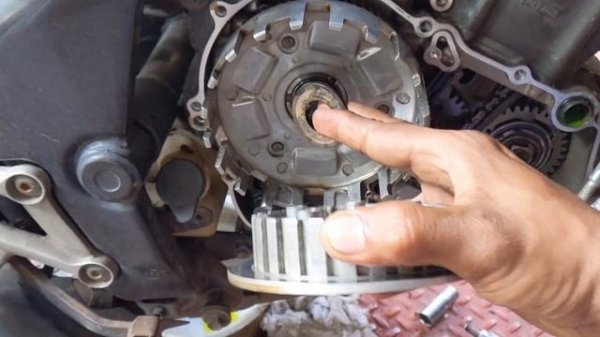 How to change timing chain on Honda CBR 250r | Malayalam
