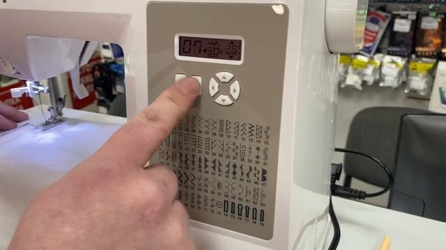 Новая швейная машинка Singer Brilliance 6180 смотреть онлайн