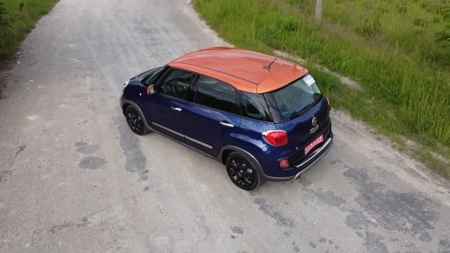 Fiat 500 L Trekking Plus Limited 2015 смотреть онлайн