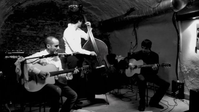 Rythme Futur - Radical Gipsy Trio live @ Muzak Roma смотреть онлайн