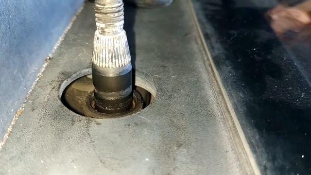 Трапеция дворников. Ремонт своими руками. VW Polo Sedan. смотреть онлайн