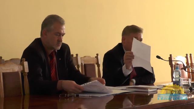 Депутаты райсовета приняли обращение к прокурору, относительно слияния КП в Геническе смотреть онлайн