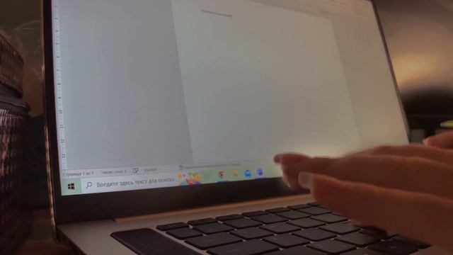 Оформляю комнату картинками из Pinterest?повторяю стиль ресниц«Паучьи лапки»/готовлю бенто торт смотреть онлайн
