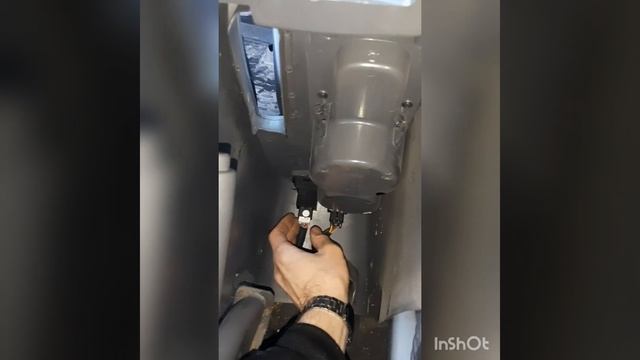 Снятие центральной консоли хендай туссан 2005г., ремонт фиксатора подстаканника. смотреть онлайн