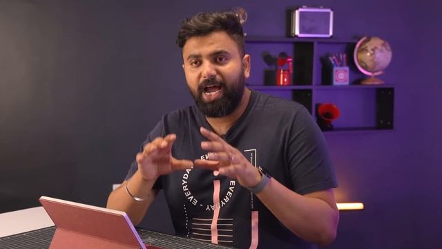 This Linux Tablet Destroys iPad? смотреть онлайн