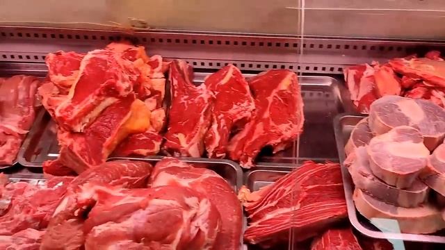 Абхазия.Пицунда,рынок  в октябре 2023 г.