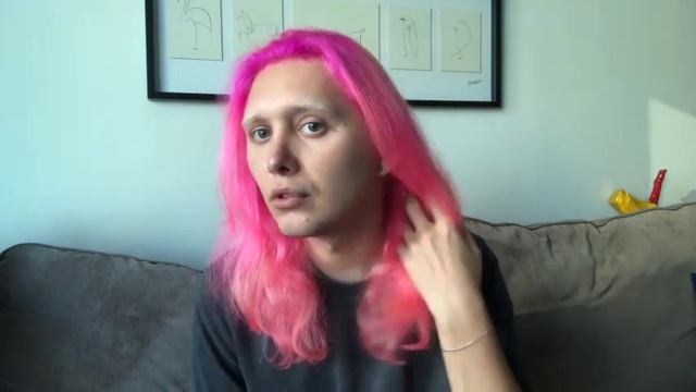 ПОКРАСИЛ ВОЛОСЫ В ...? ЛУЧШЕ БЫ Я ЭТОГО НЕ ДЕЛАЛ! смотреть онлайн