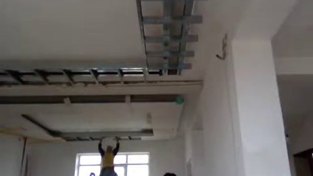 Крепкость гипсокартоновых потолков! смотреть онлайн