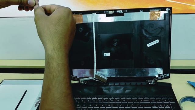 HP GAMING LAPTOP ?LED- SCREEN REPLACEMENT (15.6 FHD 144HZ DISPLAY) смотреть онлайн