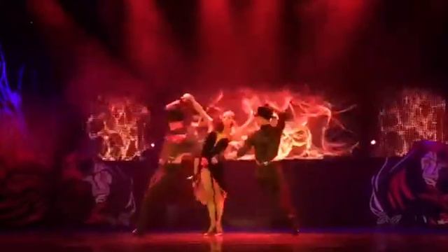 Театр Танца ? "Звёздный-Экспресс" "Starlight-Dancers" Costa Fascinosa Tango смотреть онлайн