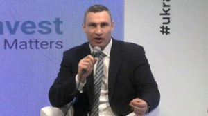 Кличко. Сегодня, в завтрашний день, не все могут смотреть..  Цитаты на долгие века