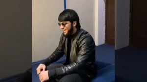 Ислам Итляшев и Султан Лагучев - Не сожалею (Хит в живую)