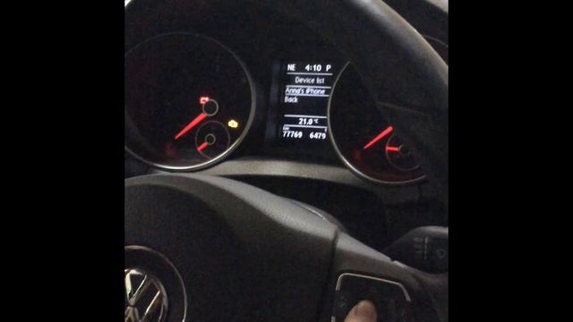 How to connect Bluetooth to your 2011 Volkswagen Golf TDI with Navigation смотреть онлайн
