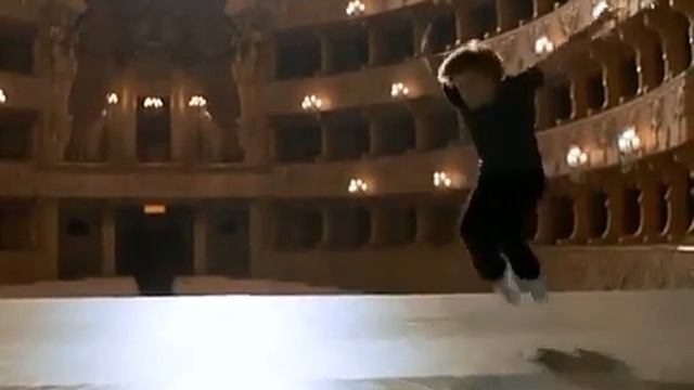 Гениальный танец Барышников под песню Высоцкого смотреть онлайн