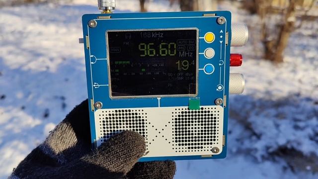 TEF6686 / Tecsun pl680 на слабой FM станции. смотреть онлайн