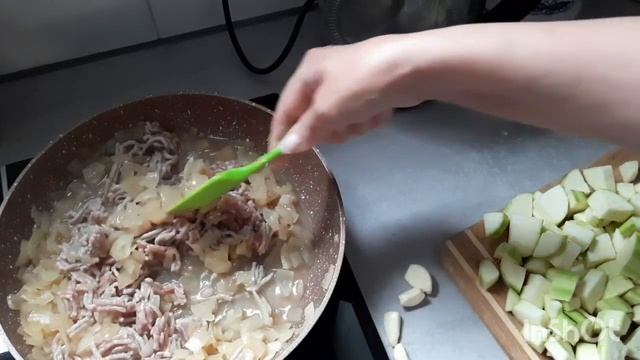 Мамины рецепты. Цукини по-немецки с картофелем. Салат из кольраби. смотреть онлайн