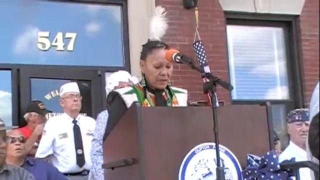 Janie Barnett & Friends Read Declaration of Independence смотреть онлайн