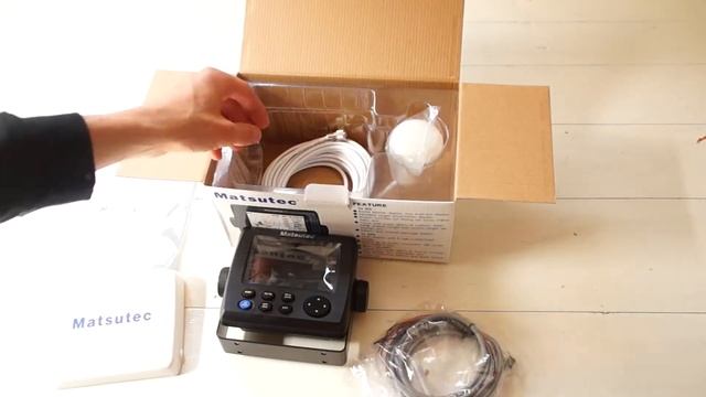 Matsutec HP 33A — АИС класса B + GPS навигатор (Unpacking) смотреть онлайн