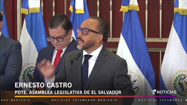 La Ley del agua aprobada en El Salvador suscita polémica | Noticias Telemundo смотреть онлайн