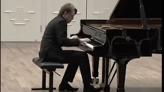 Шопен Этюд op.10 №12 до минор "Революционный" смотреть онлайн