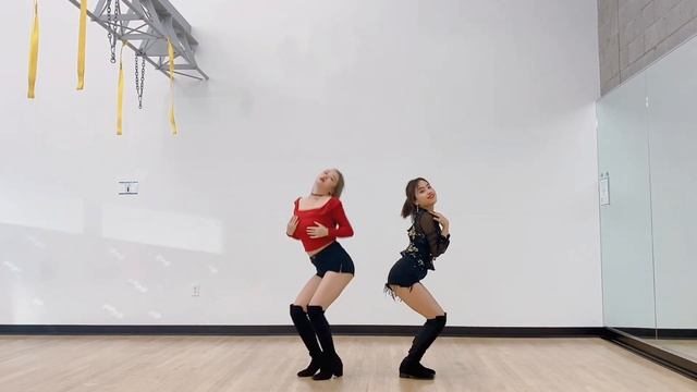 ‘Do You?' Dance Cover (AOA SEOLHYUN & TWICE TZUYU) - Catherine & Yao смотреть онлайн