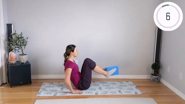 9 Min. YOGA BLOCK/PILLOW ABS WORKOUT смотреть онлайн