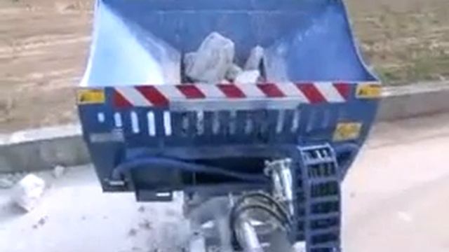 Дробильный ковш для мини погрузчика MultiOne смотреть онлайн