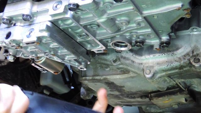 Замена масла в вариаторе Honda Insight ZE2 и других смотреть онлайн