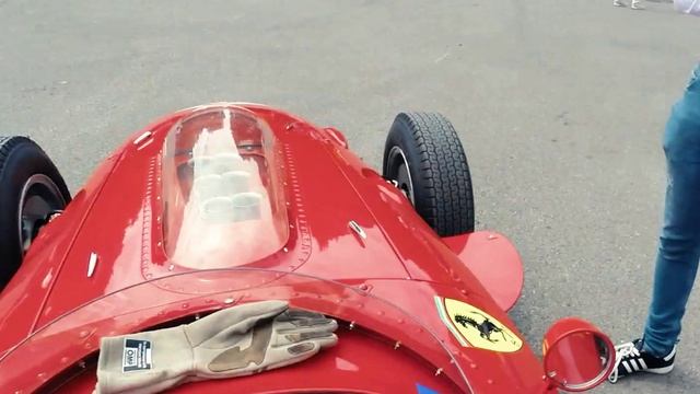 FERRARI 246 DINO F1 with Tony Best смотреть онлайн