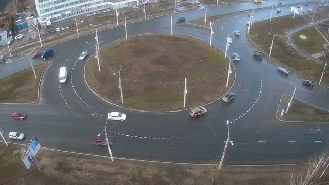 24.04.2015 ~09:43 Чебоксары. Кольцо у "дома печати" смотреть онлайн