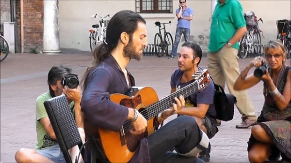 Estas Tonne Удивительное Уличное Выступление ► Лучший Гитарист На Земле