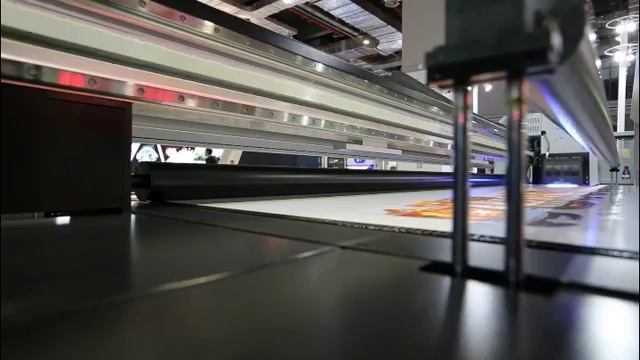 JHF LEOPARD M3300 смотреть онлайн