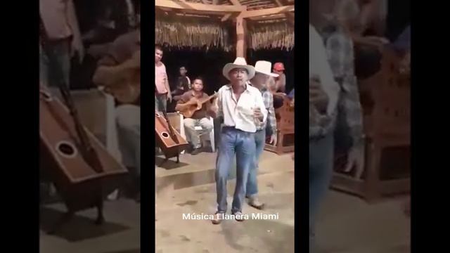 Ramón Solis Y Elio Manuel Molina Contrapunteo Llanero смотреть онлайн