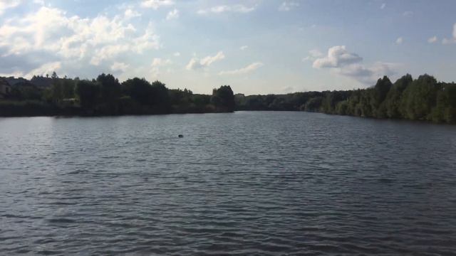 Тест кораблика для рибалки в базовій комплектаціі з мотором Falcon 3542 та акумулятором на 22000 мА смотреть онлайн