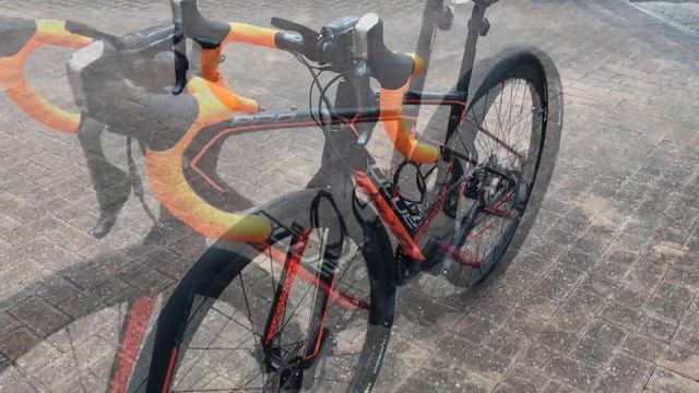 Fizik Aliante R3 Open Saddle