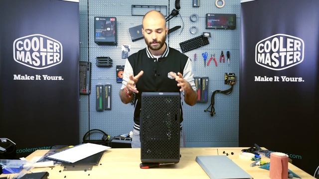 New Masterbox Q300L & Q300P - Two compact beauties смотреть онлайн