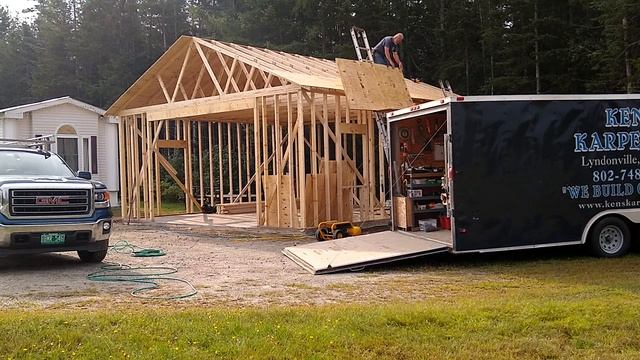 Building Garage Trusses смотреть онлайн