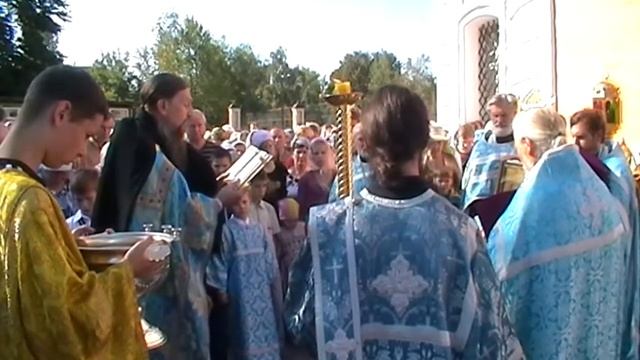 Престольный праздник Успенского храма. Крестный ход. смотреть онлайн
