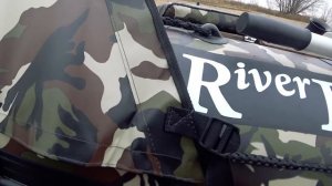 Обзор лодки ПВХ RiverBoats 370 НДНД. ВРЕЗАЛИСЬ в БОЧКУ! Скорость с мотором 9.8!