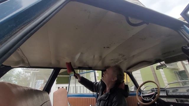 Как убрать плесень из салона и ржавчину с бамперов? Чистые выходные для ВАЗ-2102, 1973 года выпуска смотреть онлайн