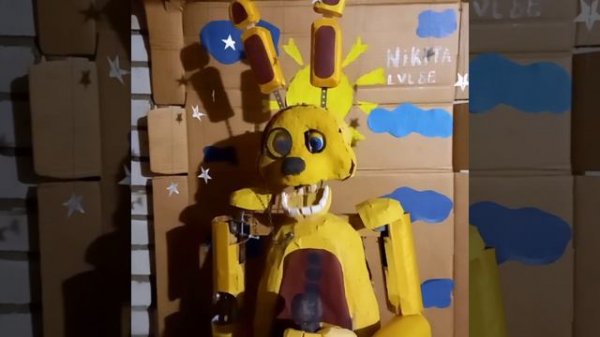 New Spring Bonnie поёт! Аниматроник в реальной жизни!
