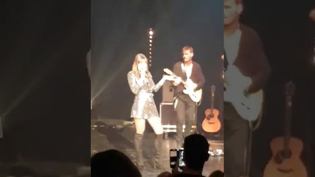 Elsa Esnoult Concert 2020 à Décines Androgyne