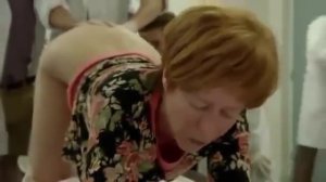 Трудна и опасна работа у врача проктолога.
